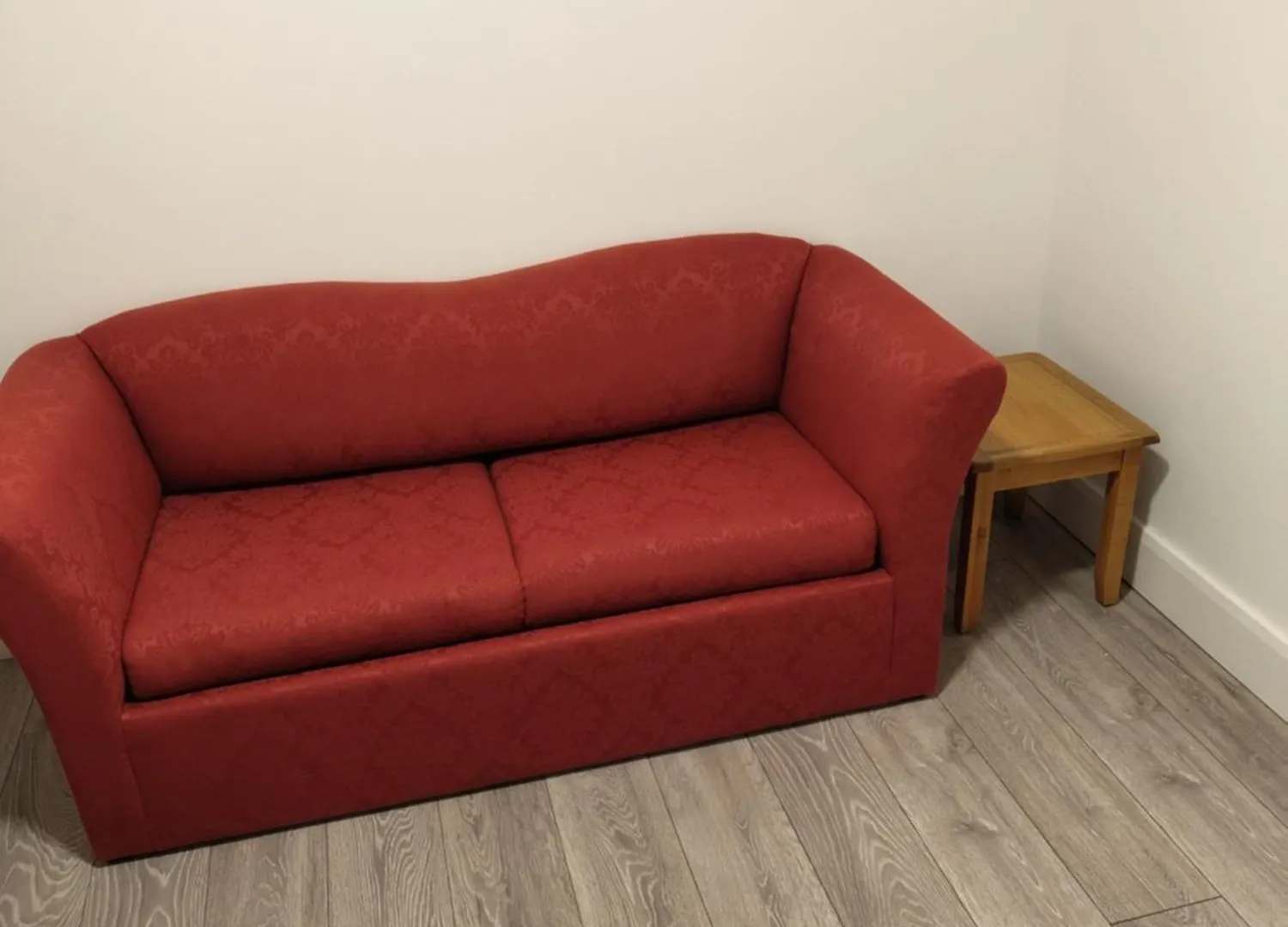 Flat by the High Street Apartment Southall 0*,  United Kingdom