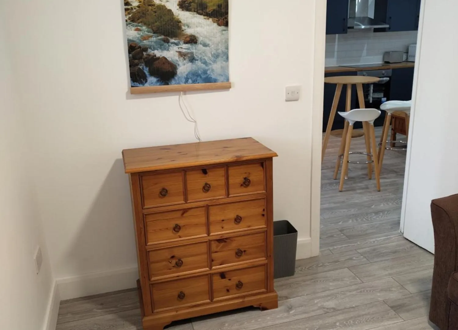 Flat by the High Street Apartment Southall